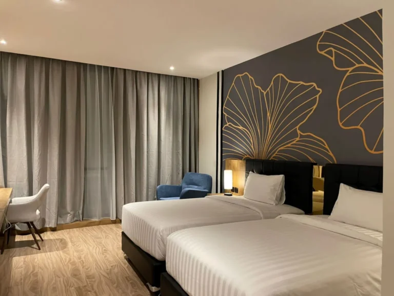 The Reiz Suites Medan on bedroom