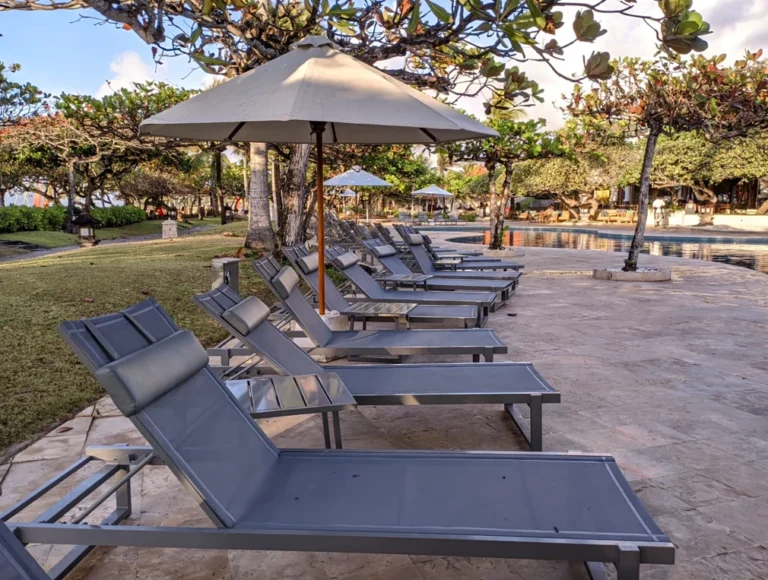 Grand Hyatt Bali Hotel Outdoor Furniture