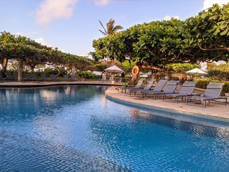 Grand Hyatt Bali Hotel Pool Outdoor Furniture