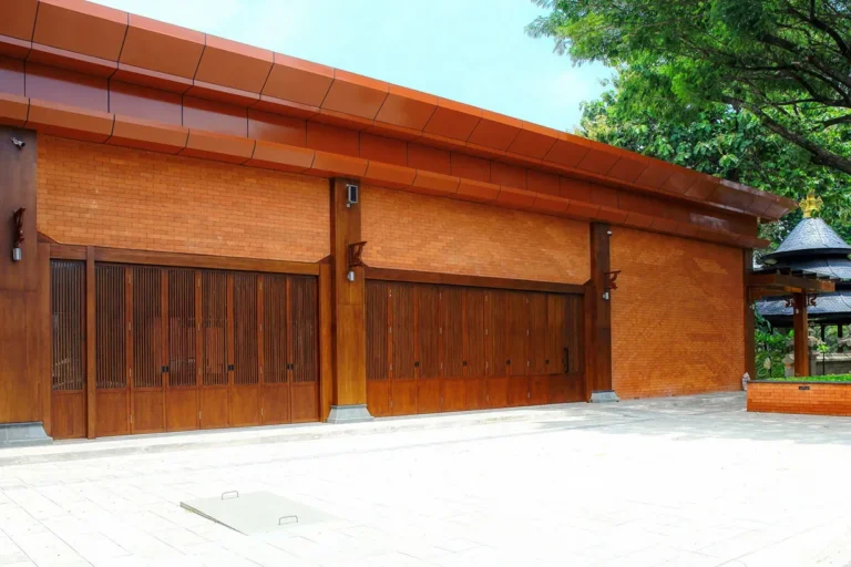 Proyek Pintu kayu TMII Taman Mini Indonesia Indah