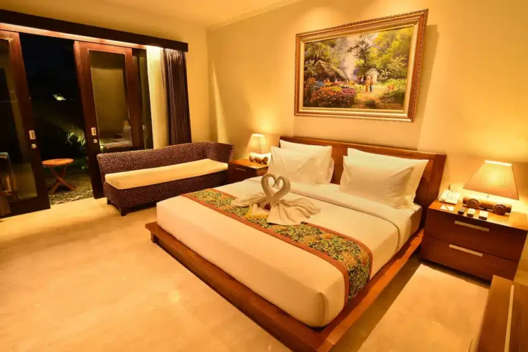 Ubud Wana Villa Room master bed